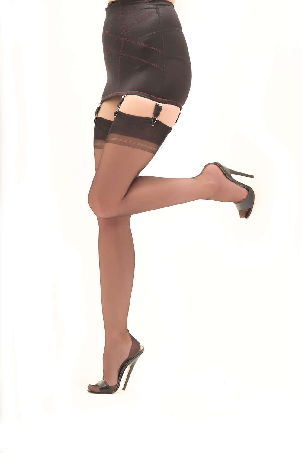 Cuban Fully Fashioned Seamed Nylons - black - Image 4